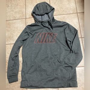 Nike dri-fit pullover hoodie